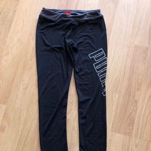 Like new black puma logo leggings